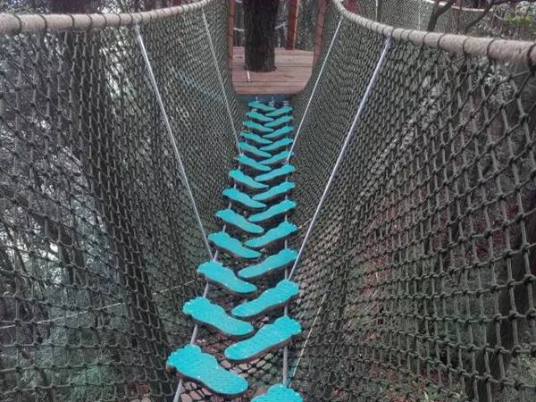 叢林穿越游樂項目 叢林穿越游樂項目