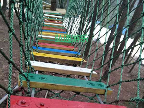 叢林穿越 叢林穿越